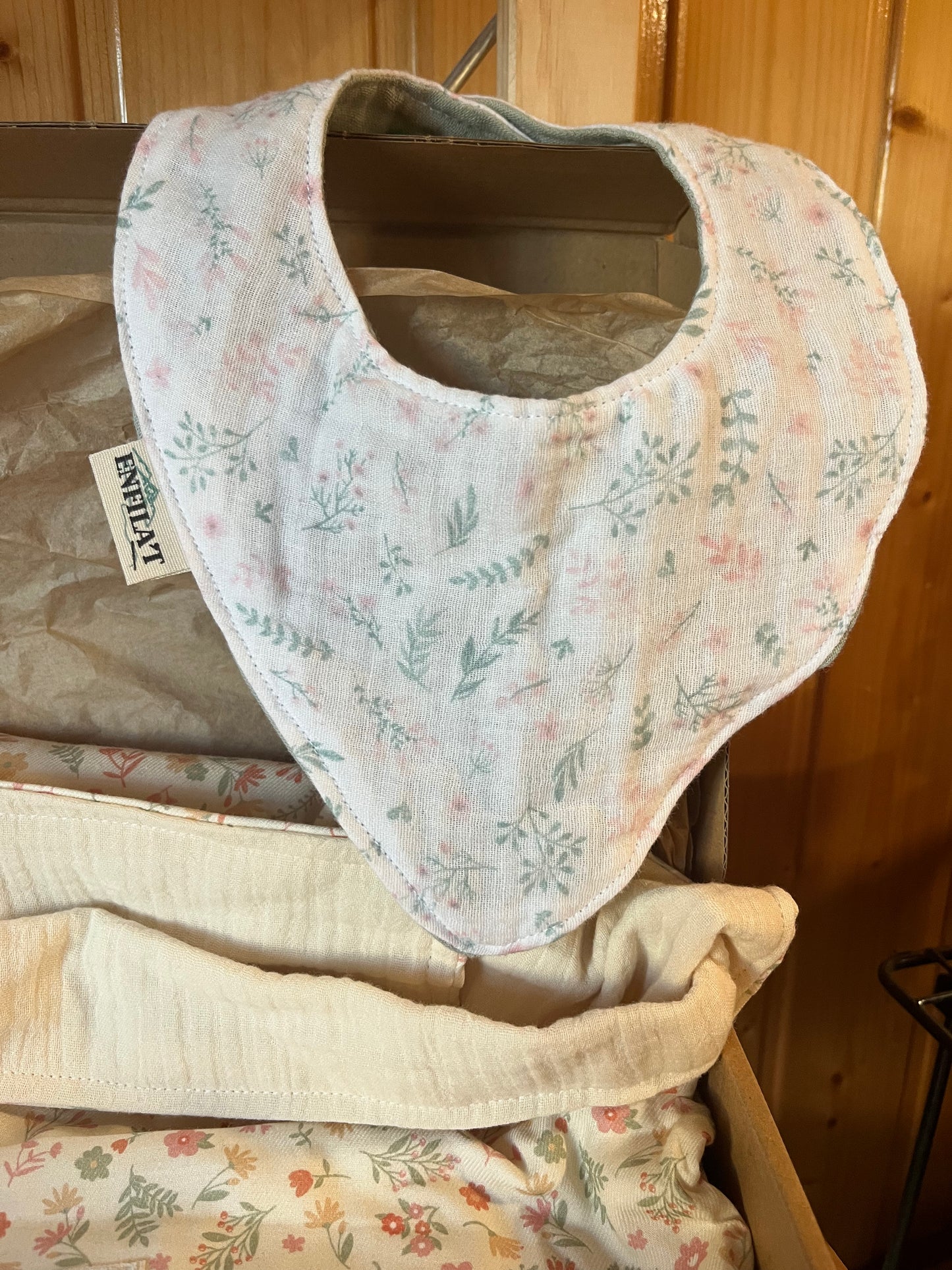 PITET BANDANA
