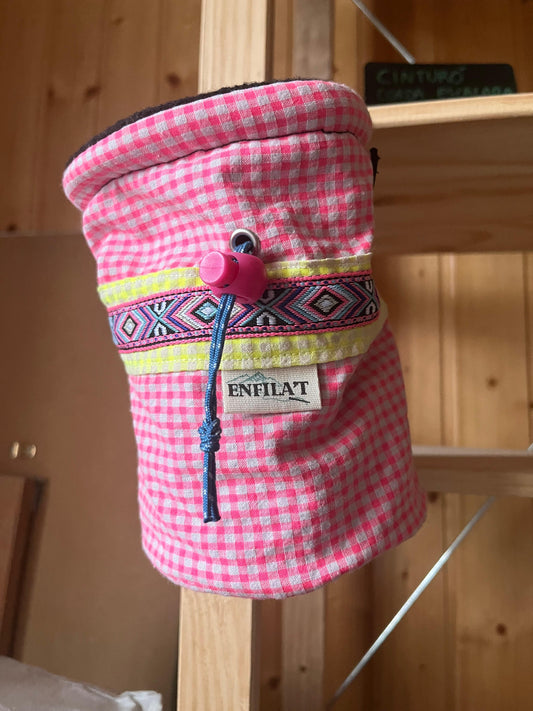 MAGNESIERA ESCALADA ESPORTIVA - tela vichí rosa fluor