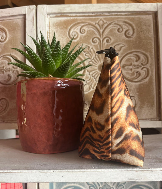 NECESSER BASE TRIANGULAR MIDA ESTÀNDARD - animal print TIGRE