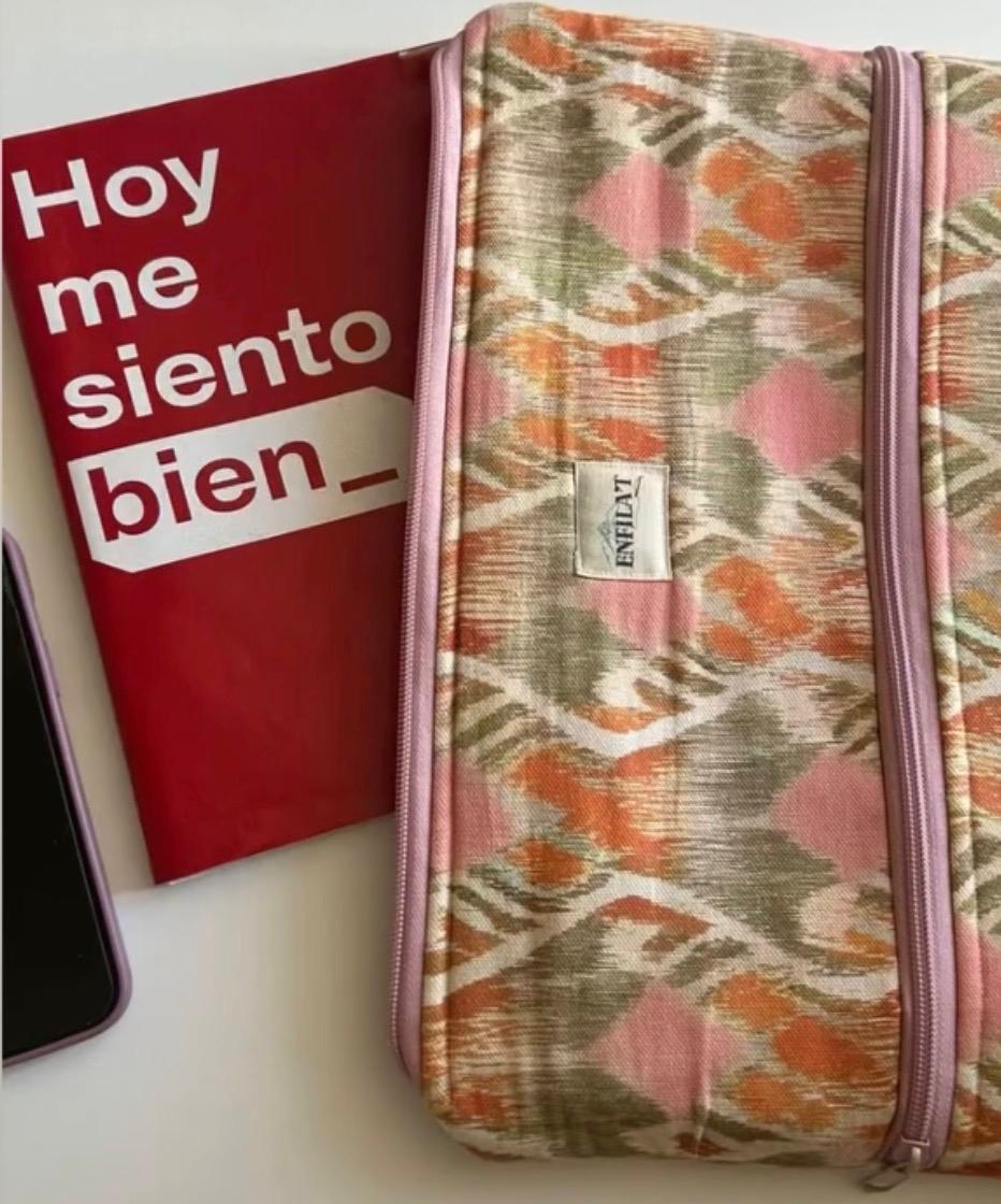 FUNDA D'ORDINADOR PORTÀTIL